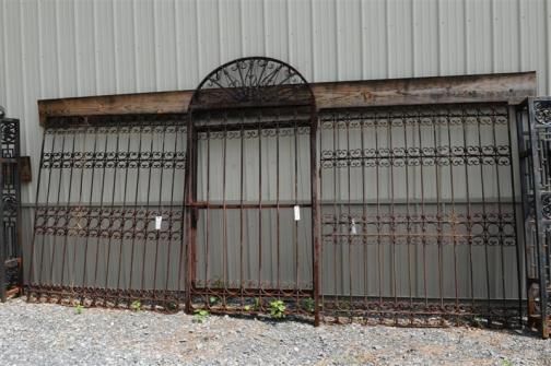 Description Large cast iron fence panel from Belgium, there are 2 in