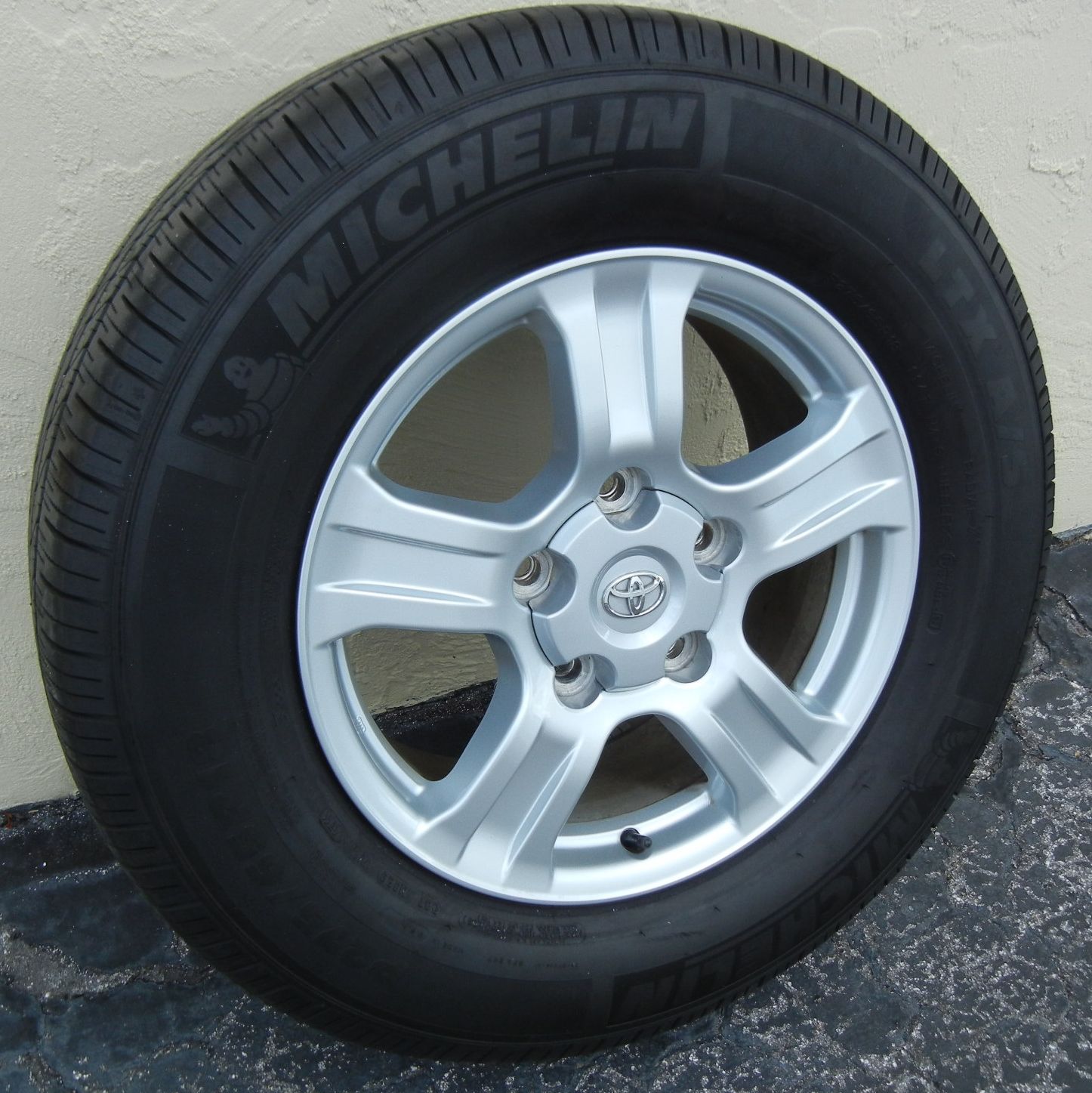 18 Factory Toyota Tundra Wheels Rims Michelin LTX M s Tires Sequoia
