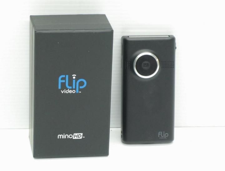 flip minohd video camera black 8gb 2 hours m31120b