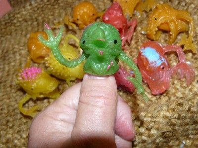  Monster Space Alien Creature Jiggler Pencil Topper Finger Puppet 10