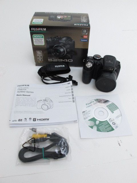  Fuji FinePix S2940 14MP Digital Camera