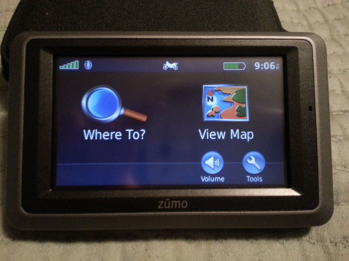 Garmin Zumo 660 Motorcycle GPS Can Am Spyder RT