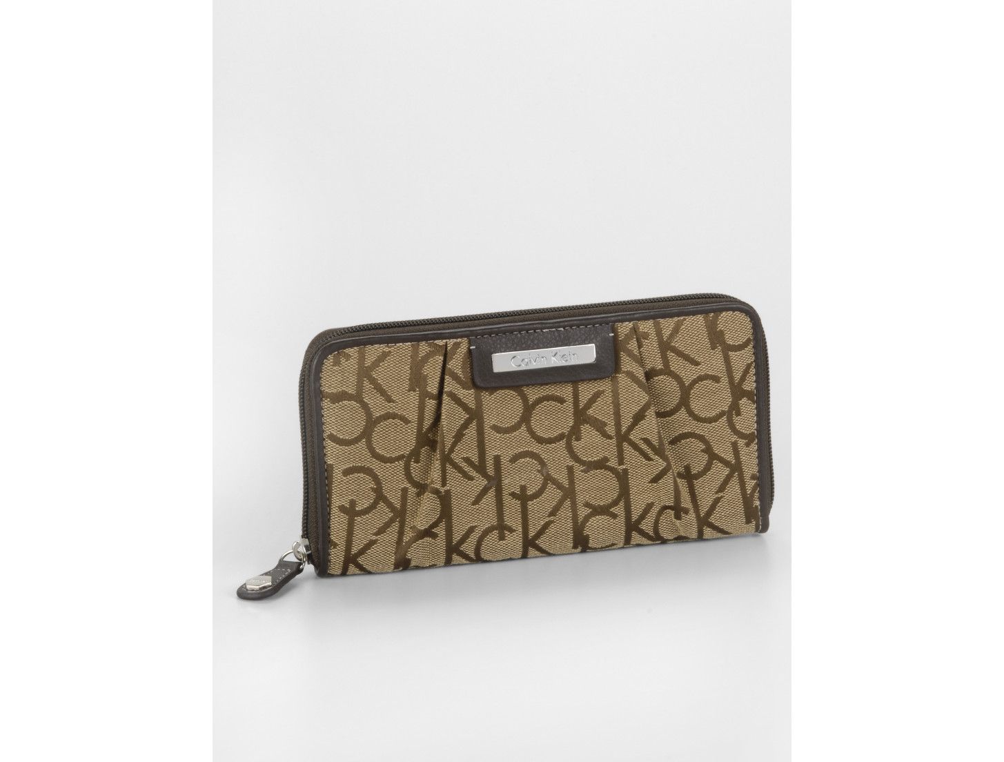 Calvin Klein Womens Jacquard Logo Continental Wallet