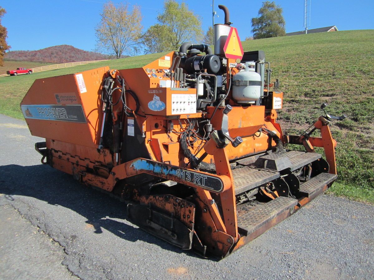 1999 Gilcrest Propaver 813 Rubbertrack Paver