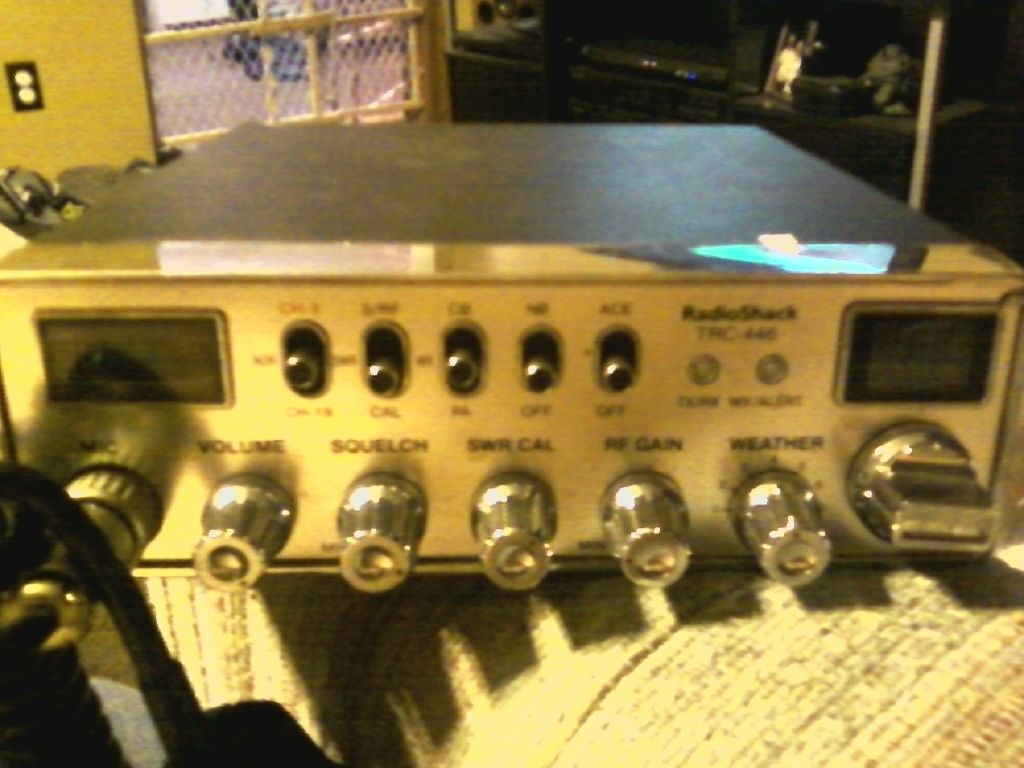  Radio Shack CB Radio