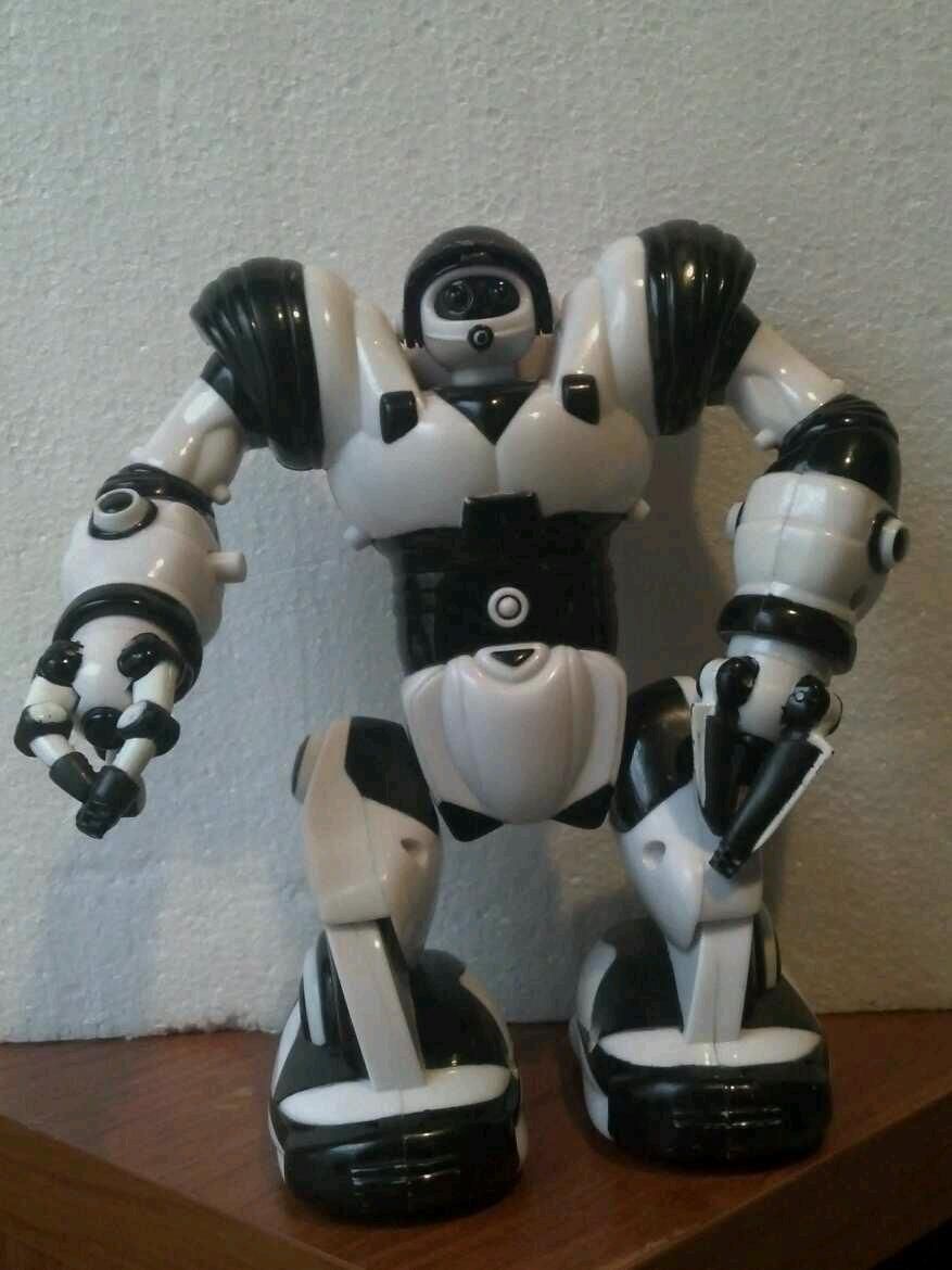 WowWee Robosapien Mini