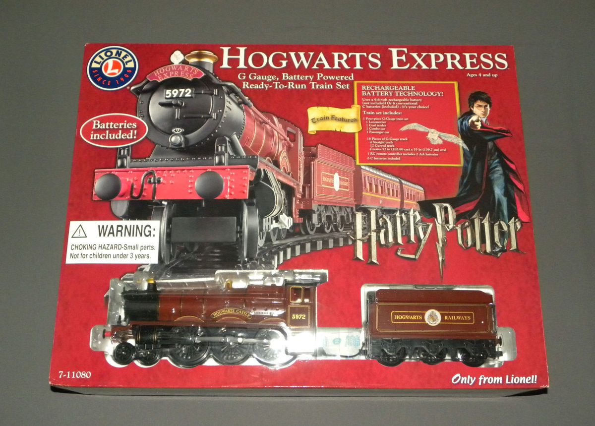 Harry Potter Hogwarts Express Train Set G Gauge Battery Powered Lionel