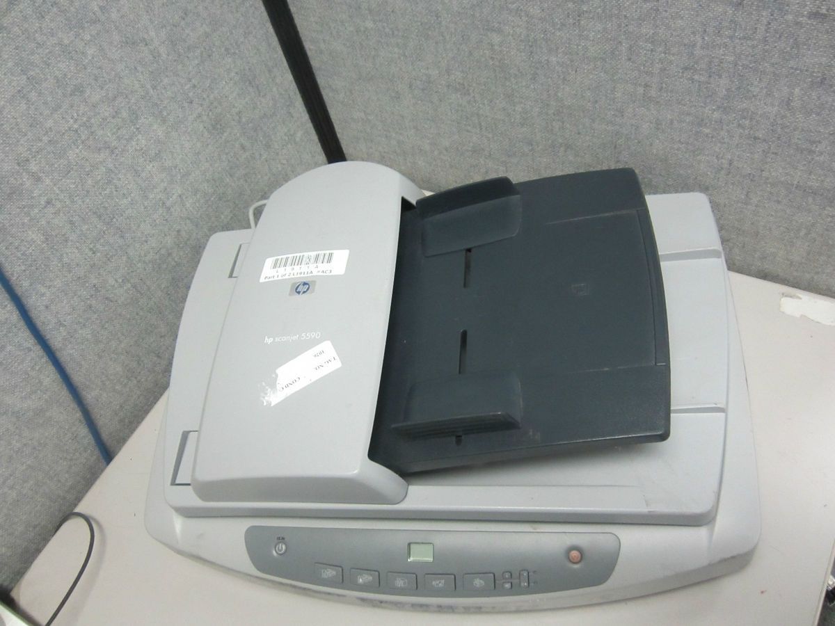 HP ScanJet 5590 Digital Flatbed Scanner