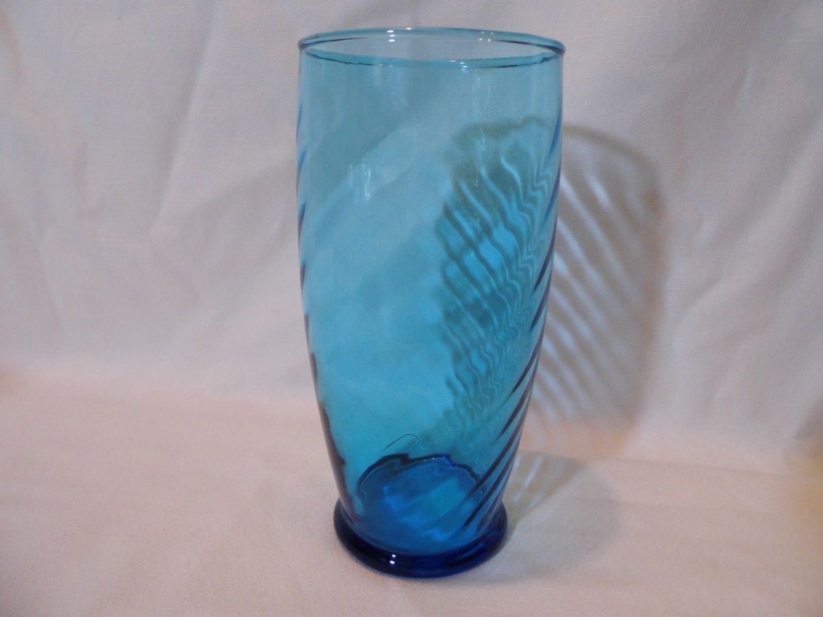  Depression Era Twisted Optic Swirl Pattern Blue Ice Tea Tumbler