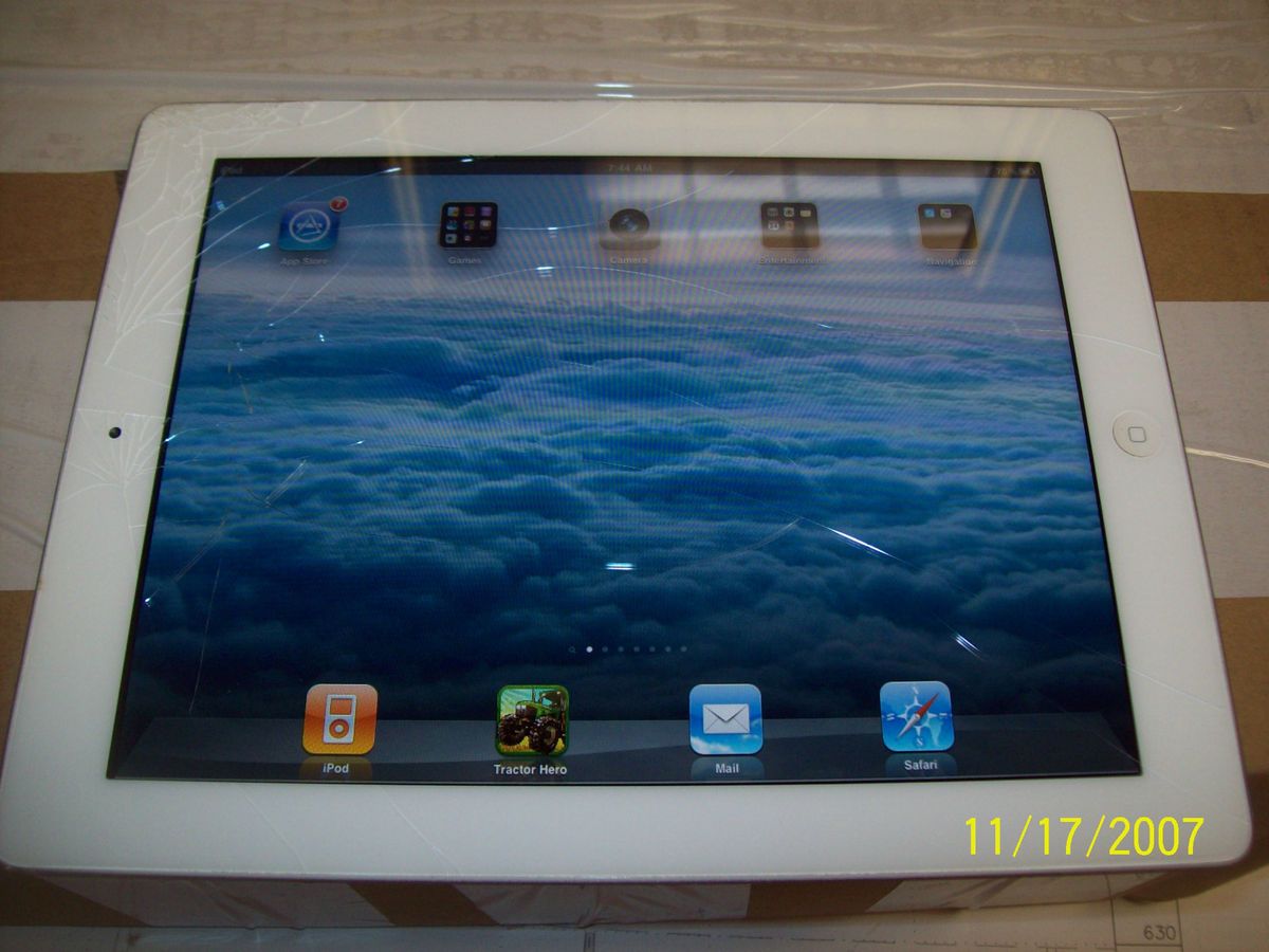 Apple iPad 2 16GB Cracked Broken Screen