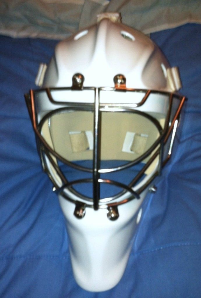 Itech 961 Goalie Goal Mask White Mint Condition