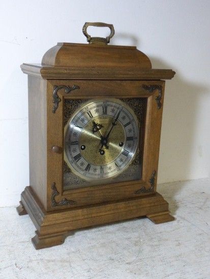 Howard Miller Presentation Chiming Bracket Clock