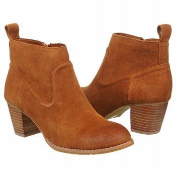 149 NWB NEW DOLCE VITA JAMISON 9 DV ANKLE BOOTIE COGNAC SUEDE BOOTS