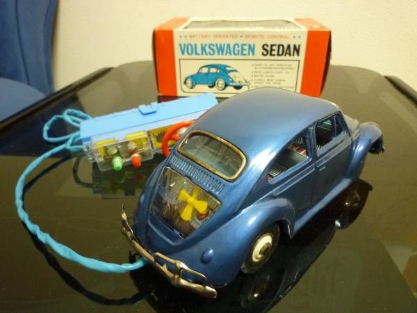 Japanese Bandai Sedan VW Volkswagen New Beetle Sports Car RC Tin Toy