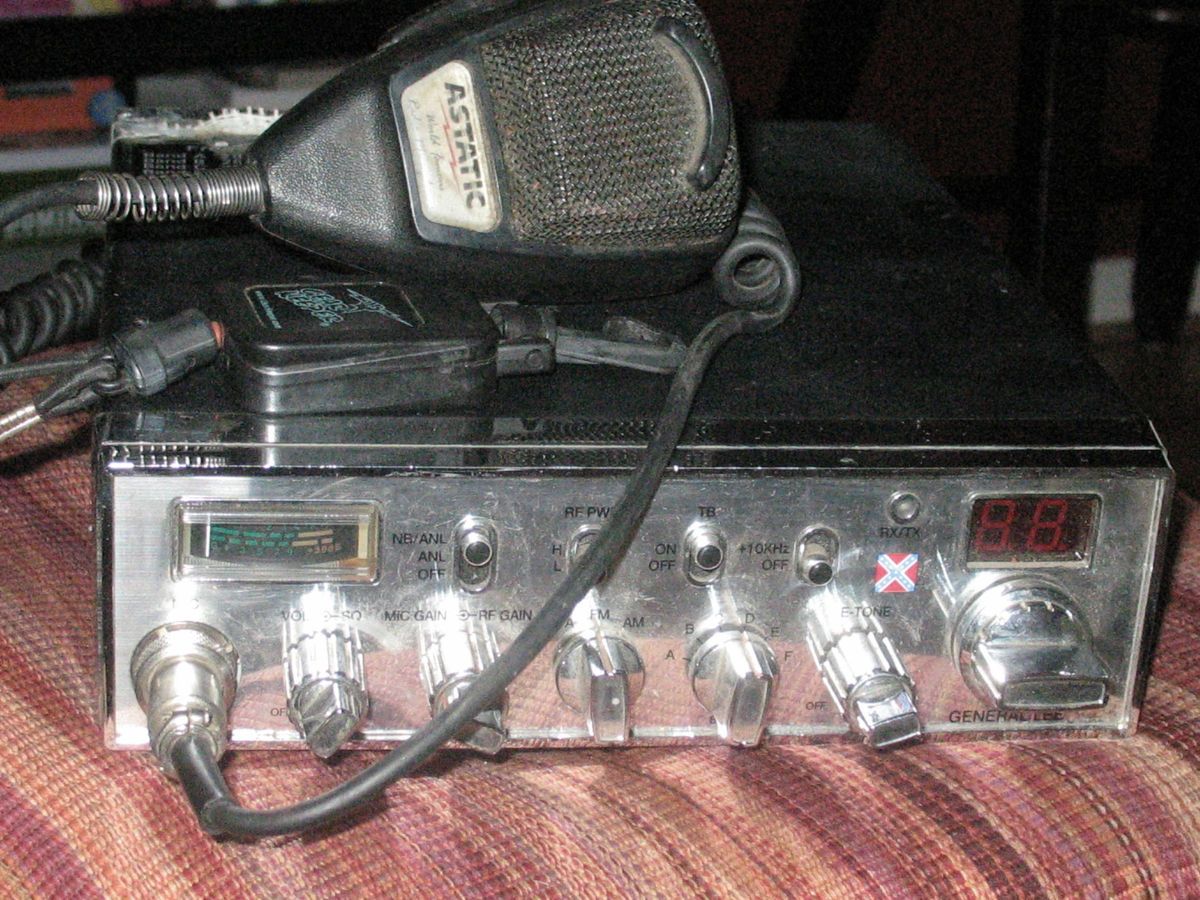 General Lee CB Radio w Astatic Mic