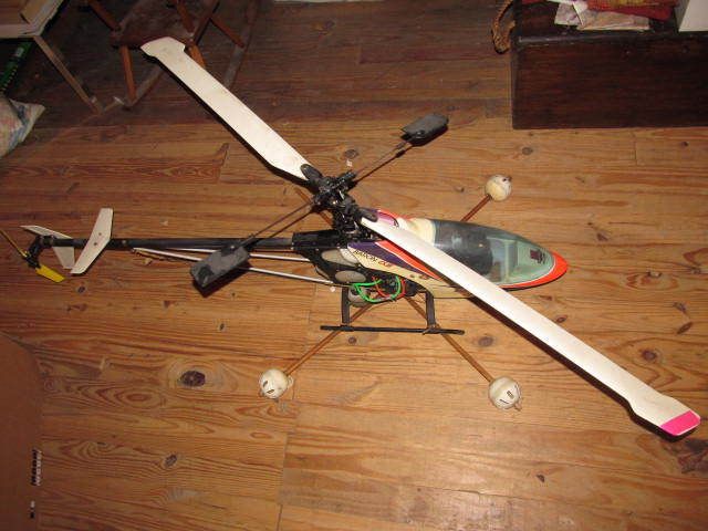 Futaba YS Baron RC Helicopter Jr PCM 10 Radio Kalt Vintage  