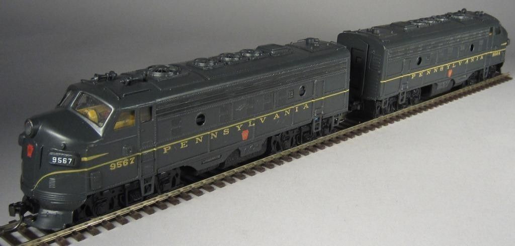 Pennsylvania RR Gem Models PWRD F 9 AA Pair Decorated 9564 9567