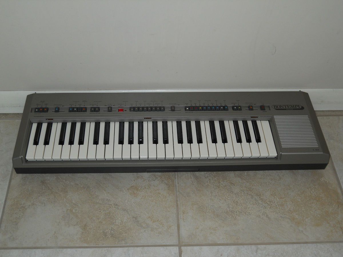 VINTAGE 1985 BONTEMPI X 451 KEYBOARD SYNTHESIZER GREAT FOR BENT