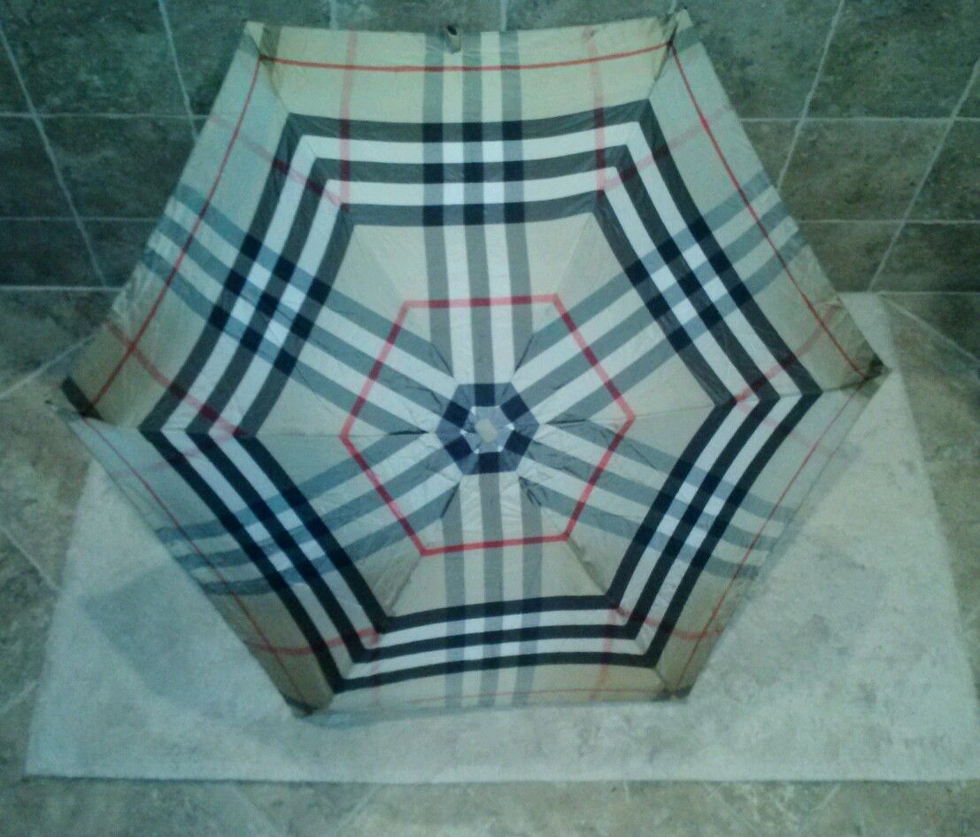 Authentic Burberry Folding Compact Umbrella