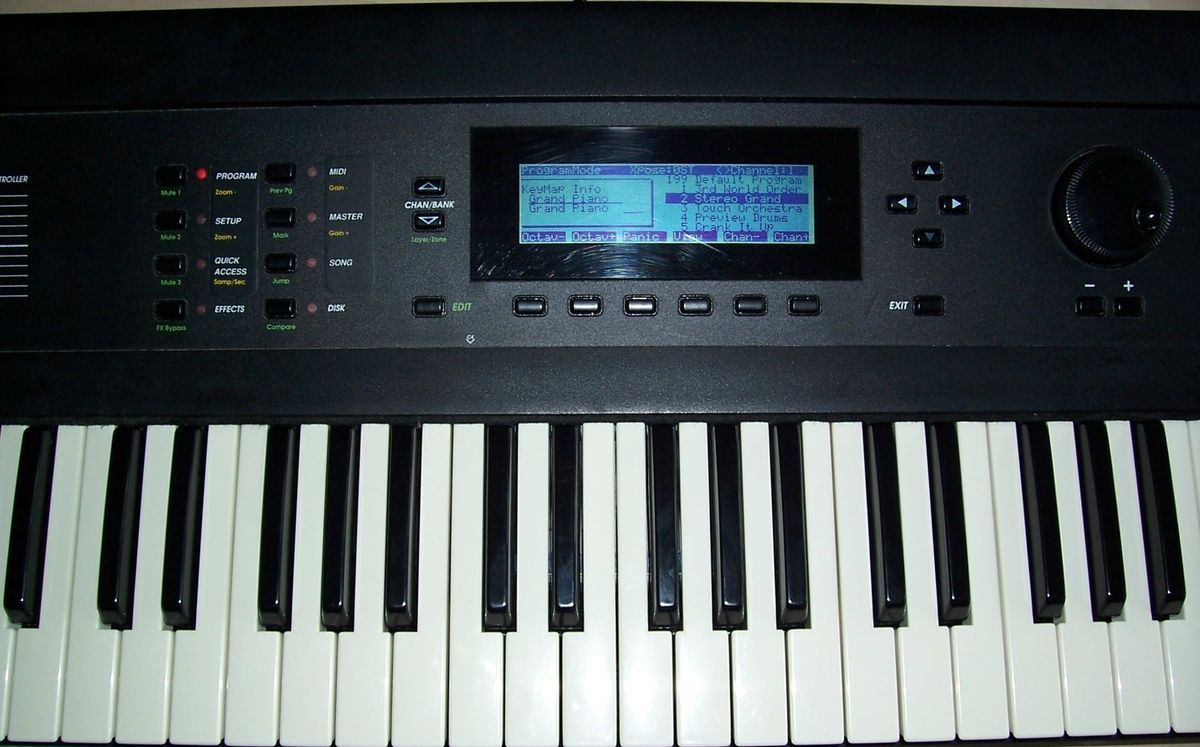 Kurzweil K2000 Synth with New Backlight