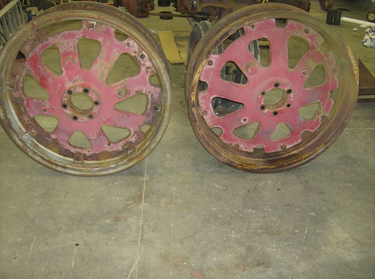 Farmall F20 Cast Rear Wheels with Split Rims