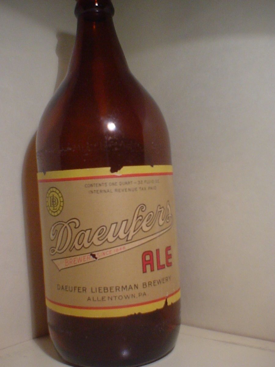 One Quart Beer Bottle Daeufer Lieberman Brewery Allentown PA