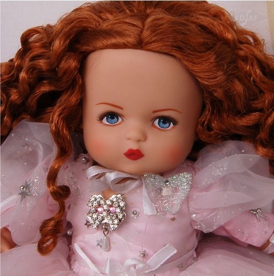 Tonner 14 Patsy as Glinda Z14D13001