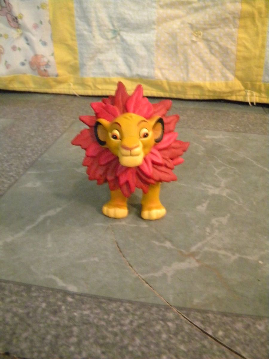 Lion King Little King Big Roar Simba Plastic Display Figure not A Toy