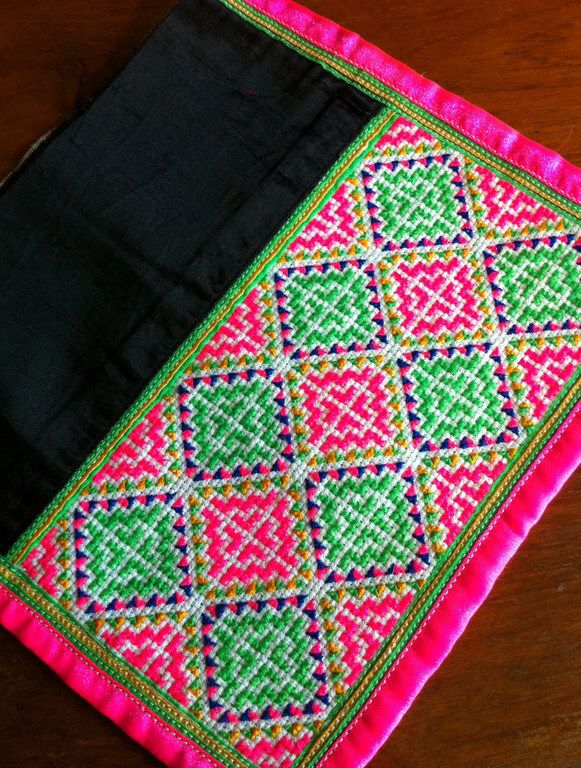 Unique VINTAGE HMONG FABRIC Hand Made Embroidered Patch Ethnic Tribal