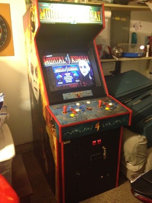 Mortal Kombat 4 Arcade Mame Machine w 10 000 Games Pristine Condition