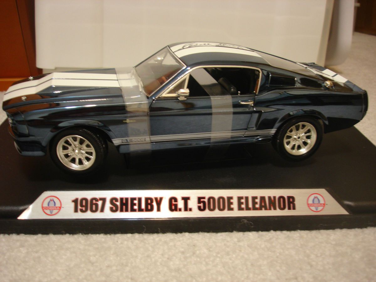Ultra Rare Carroll Shelby Signed 1 18 Cobra Blue Chrome GT500E Eleanor