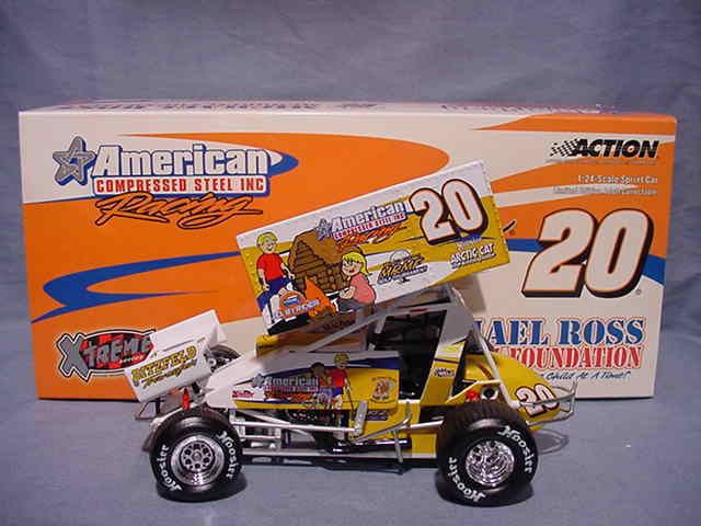 2004 TONY STEWART MICHAEL ROSS SPRINT CAR ACTION XTREME 1 24 WORLD OF