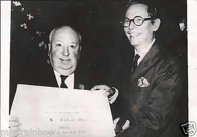 1969 Photo ALFRED HITCHCOCK Officier dans l Ordre des Arts et des