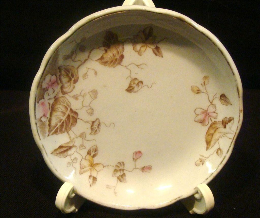 Hanley J&G Meakin Semi Porcelain Vintage Butter Pat Brown leaf