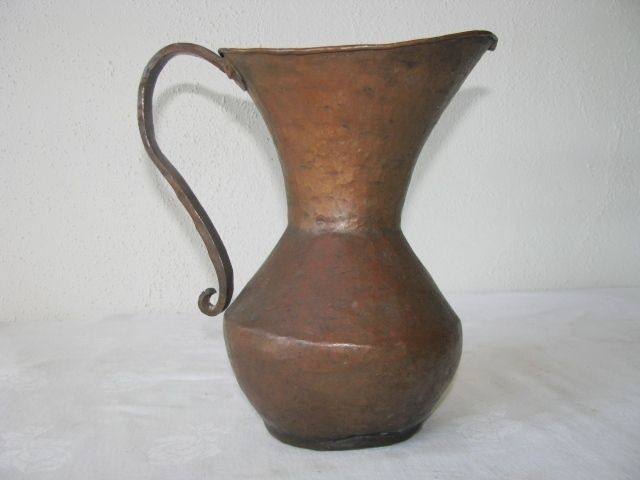 ANTIQUE PRIMITIVE HAND CRAFTED BRASS COPPER ART LARGE PITCHER KETTLE