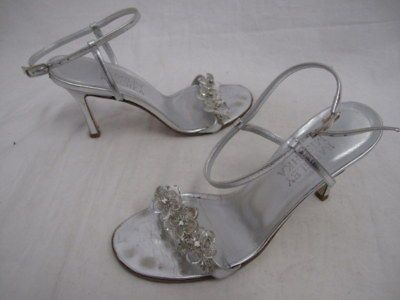 Badgley Mischka ShoesSilver Leather/Flower s Sandals 37