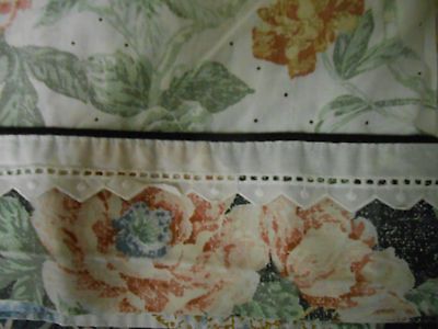 Chic, not shabby Lady Pepperrell Queen flat sheet.black/lace trim,pink