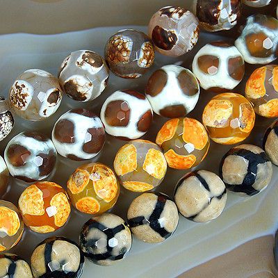 Black Tibetan Mystical Old Agate Spherical Beads 16pcs Pick Color