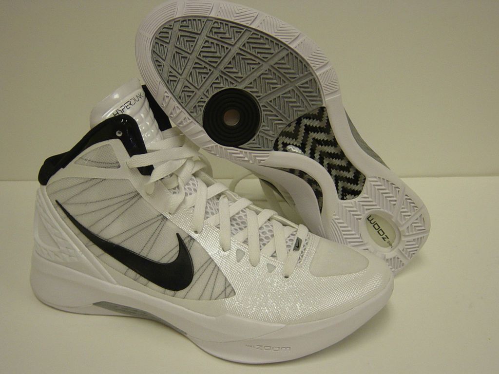 NEW Mens Sz 14 NIKE Hyperdunk 2011 TB 454143 100 White Black Sneakers