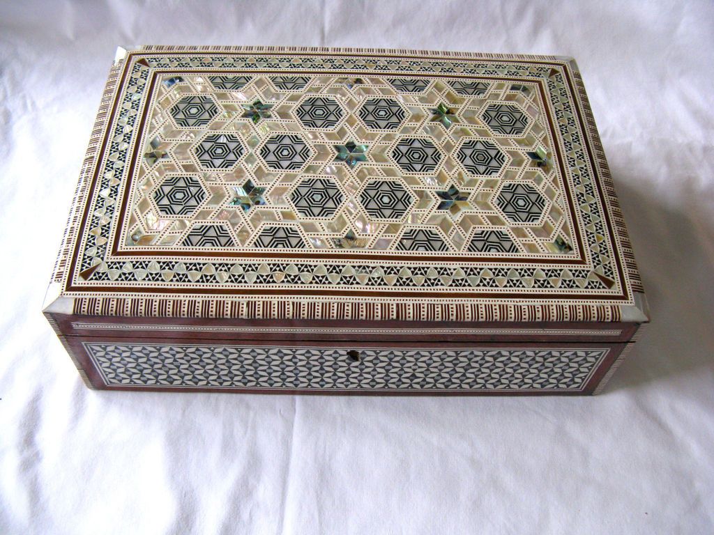 Egyptian Mother of Pearl Inlaid Jewelry Box 12 X 8.25 #122