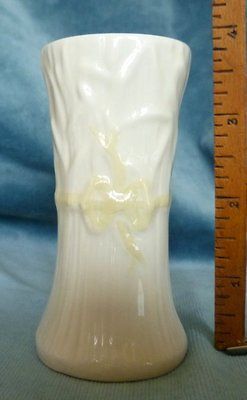 Vintage Belleek China Wheat Sheaf Vase Seventh Period Brown Mark