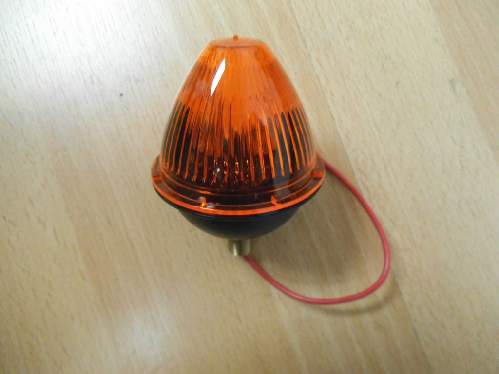 Mogul 1006A Signal Stat Dome Shaped Side Marker Light BRAND NEW