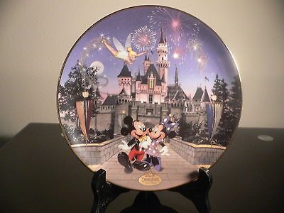 SLEEPING BEAUTYS CASTLE 40TH ANNIVERSARY DECORATIVE PLATE