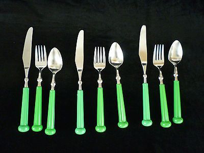 Oxford Hall fashion wear vintage bakelite plastic green flatware