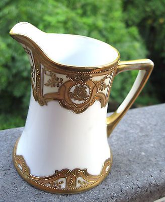 ANTIQUE NIPPON CREAMER/PITCHE R RC ROYAL CROCKERY #80 GOLD MORIAGE