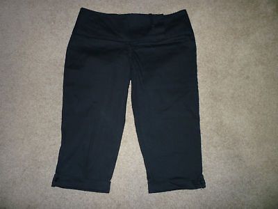 CUTE WOMANS RAINBOW CAPRI PANTS SIZE 5 COLOR BLACK