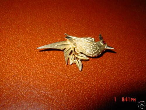 Vintage,Pin,Br ooch,Signed,BS K,Bird,Cardina l,Goldtone