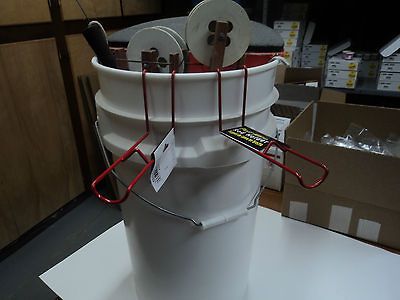 New; 2 Wire Rod Holders; Fits on rim of pail; Great for Ice