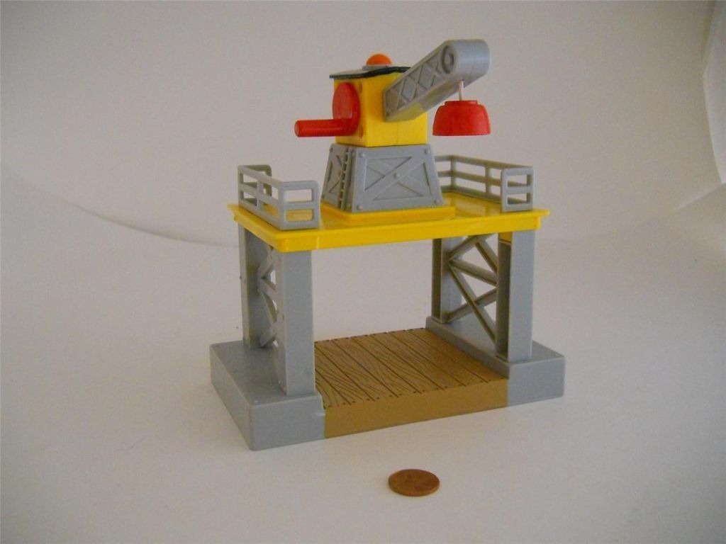 Diecast Thomas the Tank Engine Take Along~ Working Yellow Gantry Crane