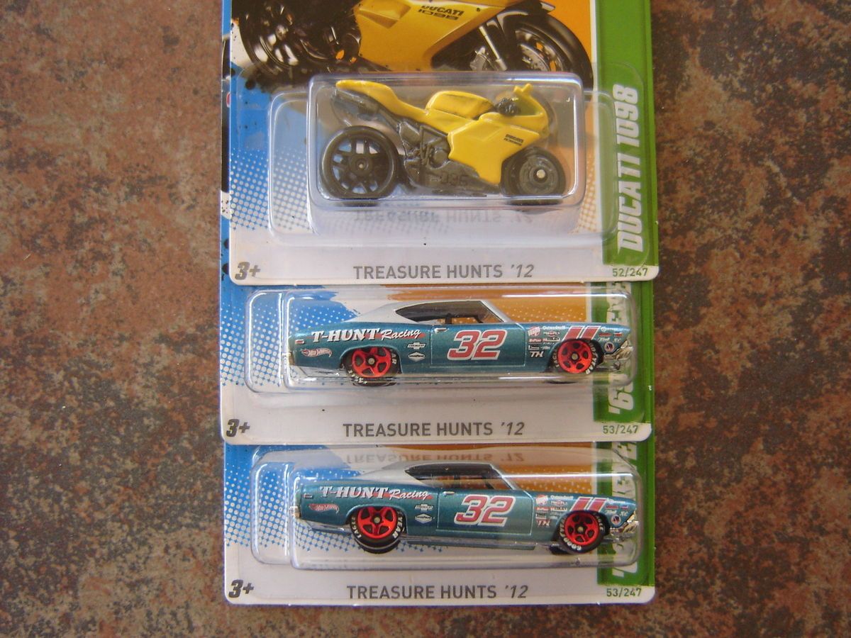 Hot Wheels 2012 Treasure Hunts Ducati 1098 (1) + 69 Chevelle SS 396